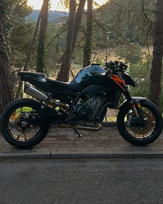 Ktm Duke 890