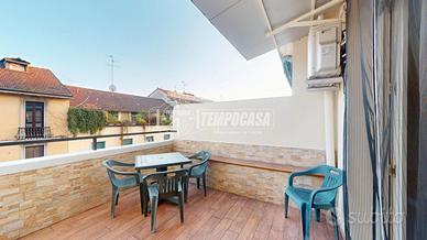 Via Soperga 47 - Bilocale con terrazzo al quarto p