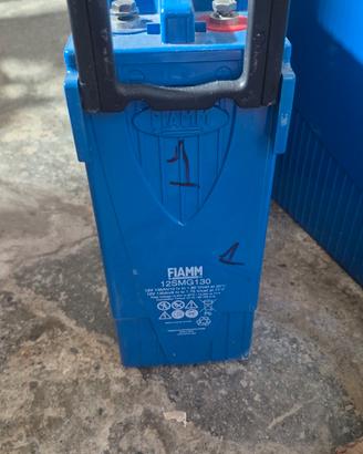 Lotto di 8 batterie FIAMM 12SMG130 12V 130ah