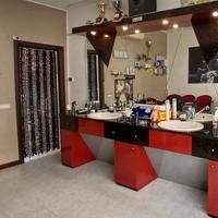 Arredo negozio parrucchiere uomo