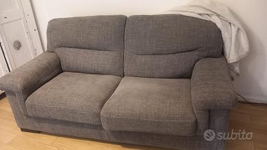 Divano 2 posti