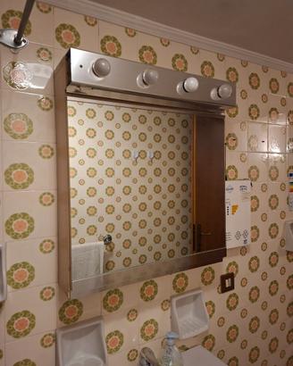 Mobile Pensile Specchio Bagno Anta con Luci