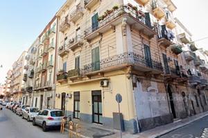 Appartamento in via Capecelatro ang. Dante Taranto