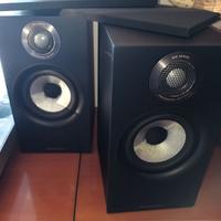 casse Bower&Wilkins 607 S2 nere