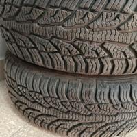 Pneumatici quattro stagioni 