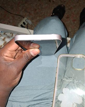 iPhone 13 256GB - Da riparare / Per pezzi di ricam