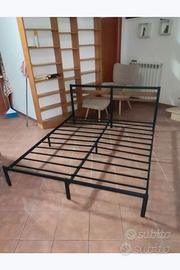 Struttura letto matrimoniale