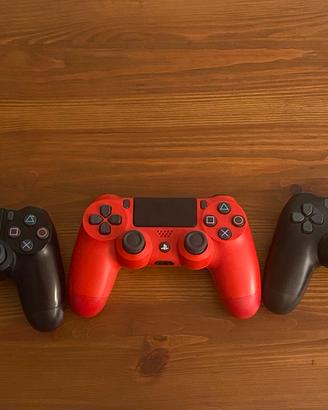 Per playstation 4: 3 controller e giochi vari