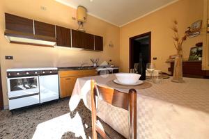 CASA INDIPENDENTE A SANTO STEFANO DEL SOLE