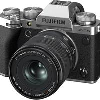 FujiFilm X-T5 Silver + XF 16-50 F2.8-4.8 R LM WR