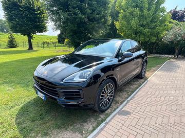 Porsche cayenne hybrid coupe’