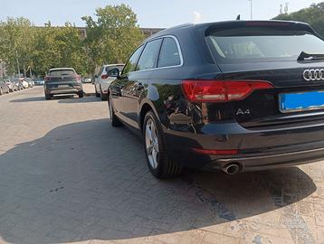 Audi A4 Avant Design 2.0 TDI - CV 150 €6B + Adblu