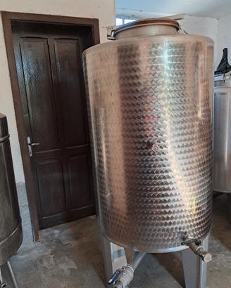 Serbatoio acciaio inox 700 litri