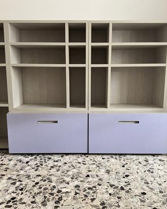 Libreria con cassetti contenitori e scrivania