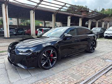 AUDI RS6 Avant 4.0 TFSI V8 quattro tiptronic