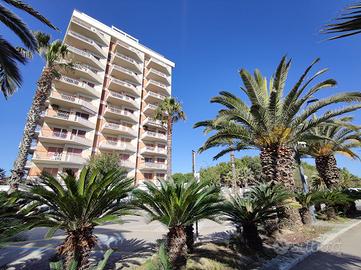 A805 - 1° fila mare - Vista mare