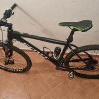 BICICLETTA MOUNTAIN BIKE SCOTT