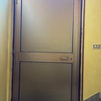 Porta in alluminio
