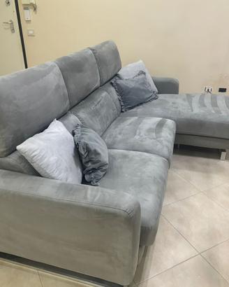 Divano grigio come nuovo