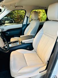 Land Rover Discovery 5