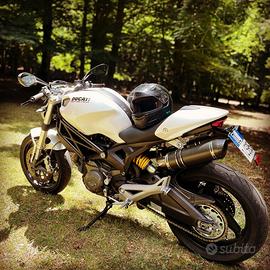 Ducati monster 696+