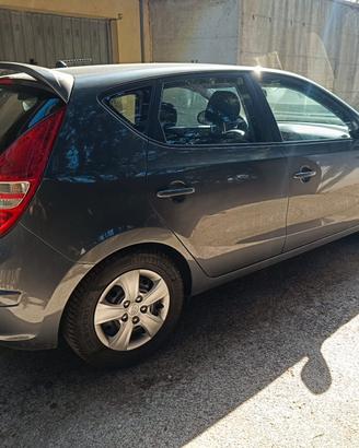 Hyundai i30 1400 80kw 109 cv