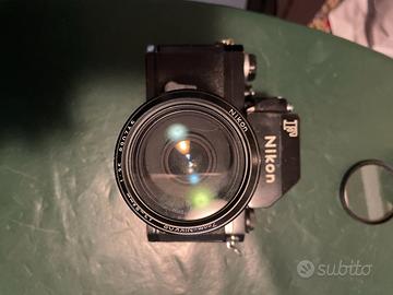 NIKON F
