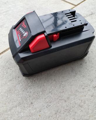 batteria Milwaukee 18v 9ah fatta a mano 