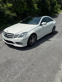 Mercedes Classe E Coupe’ 350 cdi AMG