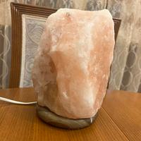 Lampada di sale rosa Himalaya con base in legno