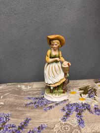 Statuetta Vintage in Porcellana Capodimonte