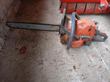 Motosega professionale