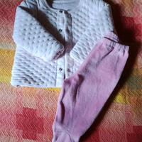 Set neonata rosa più omaggio ghettina bianca.