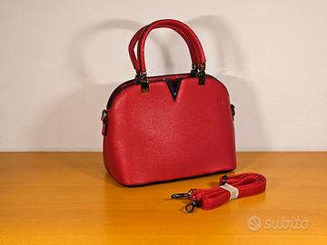 Borsetta rossa in finta pelle con tracolla