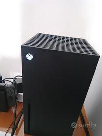 XBOX SERIE X PIU 5 GIOCHI