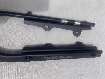 Staffe Portapacchi/Bauletto Kavasaki Z650 2024