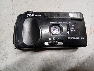 macchina fotografica pellicola olympus trip junior