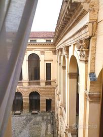 Stanza matrimonale a uso singolo in centro vicenza