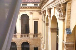 Stanza matrimonale a uso singolo in centro vicenza