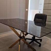 Tavolo piano in vetro effetto marmo nero