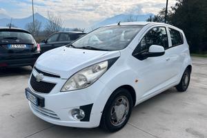Chevrolet Spark 1.0 benzina
