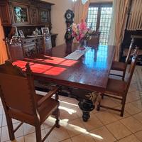sala da pranzo con biliardo 