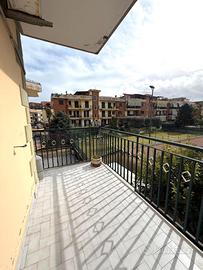 VIA GIARDINI; Trilocale+Box Auto MAV429