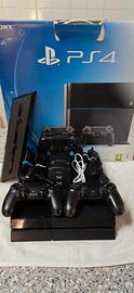 PlayStation 4 con Accessori - Prezzo Trattabile 