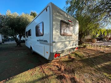 Caravan hymer eriba nova