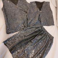 2 Gilet e gonna paillettes 8 anni