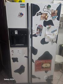 frigorifero con dispenser ghiaccio 