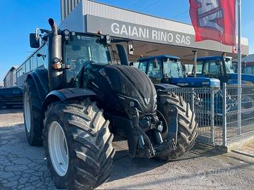 Trattrice Valtra T214D