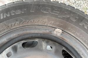 Gomme da neve + cerchi in ferro