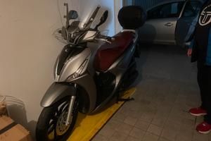 Kymco new people S 150 km 3700 come nuovo